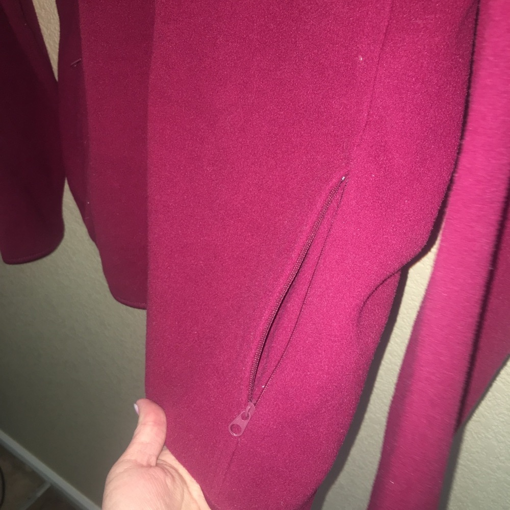 🏒NHL Colorado Avalanche Pullover, Small - Picture 2 of 4